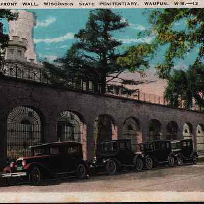 Postcard, Corrections, Wisconsin State Prison, Front Wall, Wis-13, #1372 N