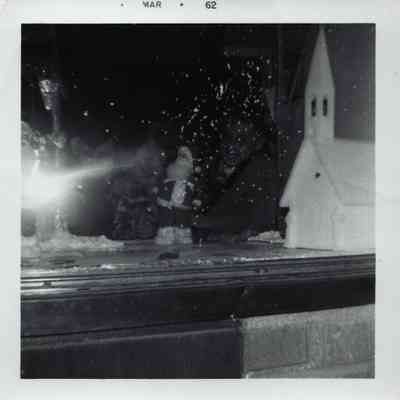Photo, Bluebird Smoke Shop, Holiday Scene