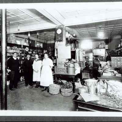 Photograph, Hull & Lemmenes Grocery Store, Interior
