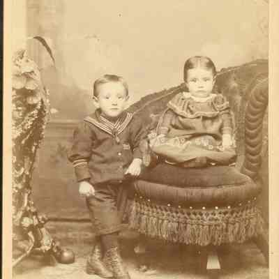 Cabinet Card, Johnson