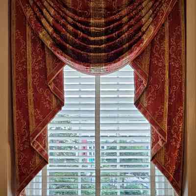 Valance