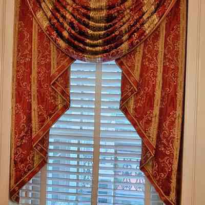 Valance