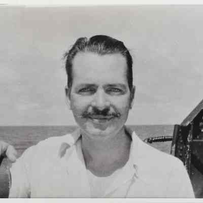 LCDR Davenport (XO)