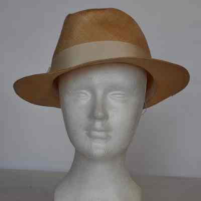 Straw fedora with cream ribbon