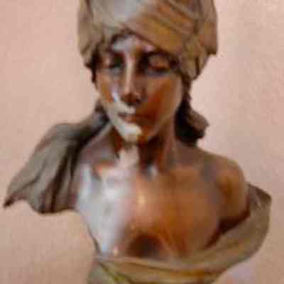 Bronze bust entitled “Mille et Une Nuits”
