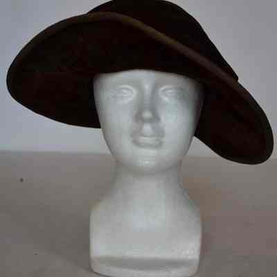Velvet hat with halo style brim and slouch crown