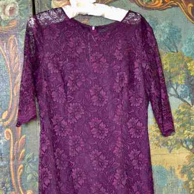 Purple lace sheath with 3/4 sleeve
