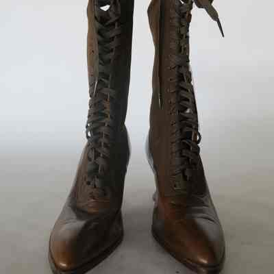 Boots: Brown Wool Upper/Leather Lower Lace-up Heeled