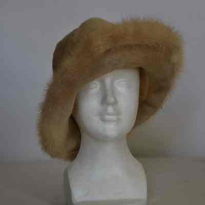 Fur slouch hat with mink brim