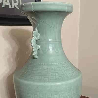 Celadon vase with dragon handles