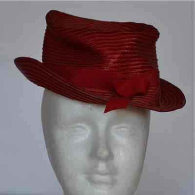 Small straw fedora style hat with hat band