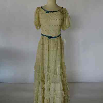 Puff sleeve long gauze dress