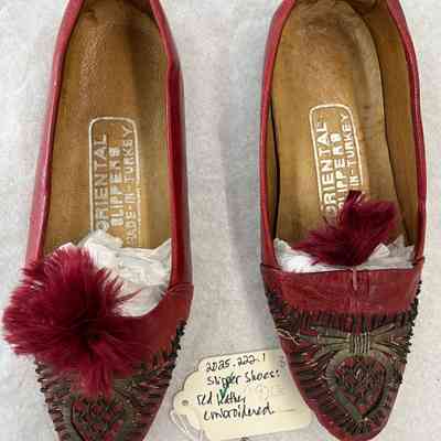Slipper Shoes: Red Leather Embroidered