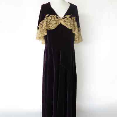 Velvet long dress with lace trimmed cape sleeve