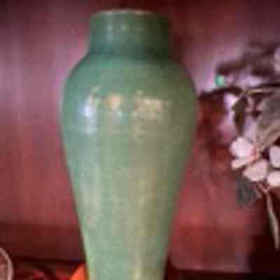 Jade green vase