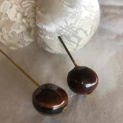 Hat Pin (Pair of 2), Nut on Gold Colored Stick