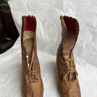 Children's Brown Lace-Up Boot