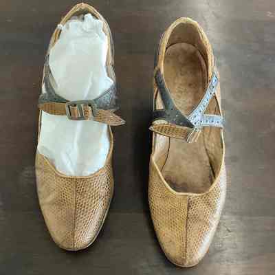 Brown Reptile Heels w Mary Jane Contrast Leather Strap