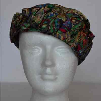 Multicolor brocade structured toque with metallic thread