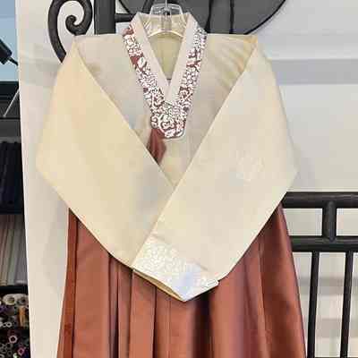 Modern Korean hanbok