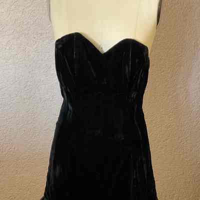 Strapless velvet dress with taffeta ruffle and back bow