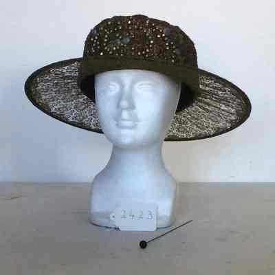 Velvet crown with jeweled hat band and beige lace brim