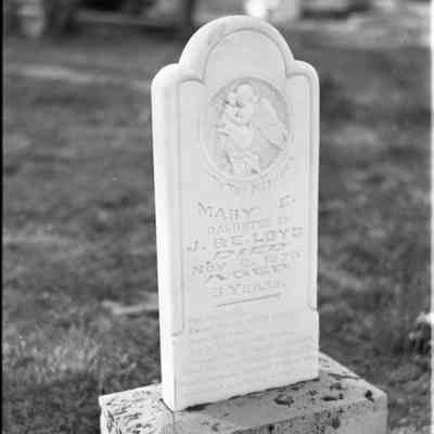 Caribou Cemetery, Loyd headstone