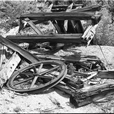 Ward, Colorado, collapsed mine hoist