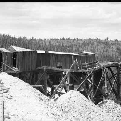 6. Top of Perigo Mill in Gamble Gulch, 1948: 4"x5" print and 2"x3.25" negative, #244 in Kemp Collection blue binder