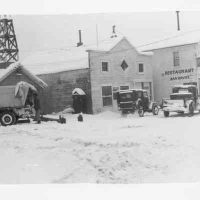 Silver Dollar and Dick's Service Station