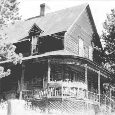 3. Williamson home in Jamestown: 8.5"x11" print and digital