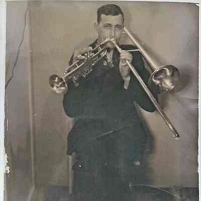 Ray Flarty- 2 photos
