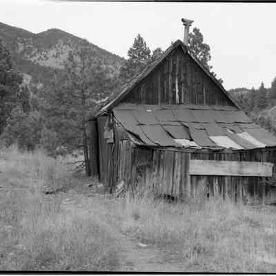 Jamestown, Colorado, miner's shack, photo 1