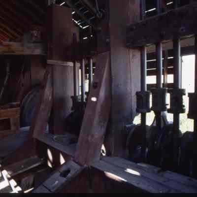 11. Modoc Mill stamps 1978: color slide