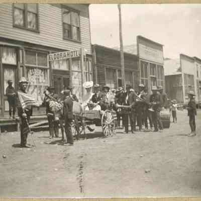 Eldora People and Businesses