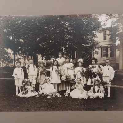 Children at unknown event in Charles Town