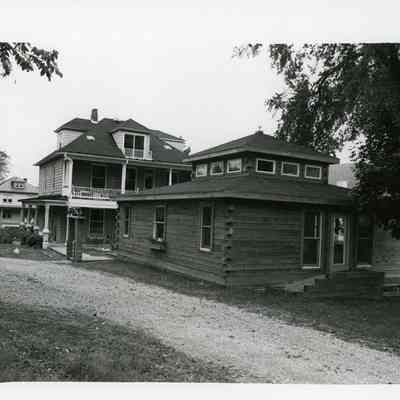 Kip and Neena Stowell house and studio
