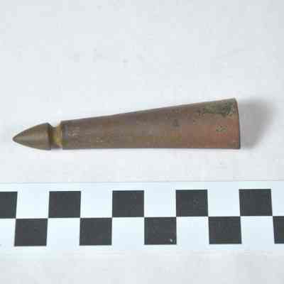 Metal bayonet scabbard tip