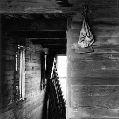Beasley's Barn, Interior