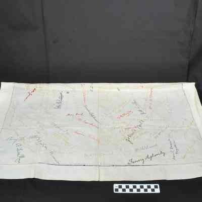 Linen signature cloth