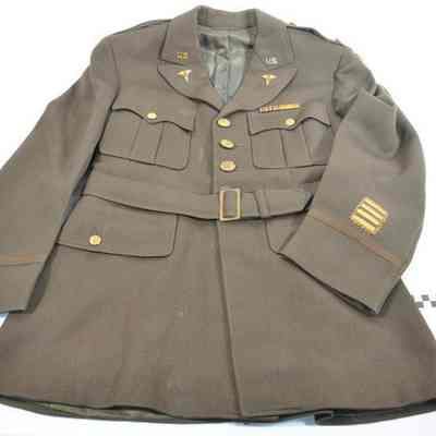 World War II olive drab officer's dress uniform tunic