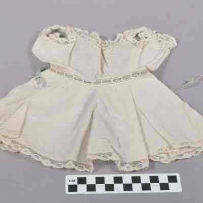 Doll clothes