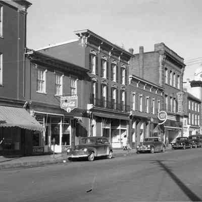 West Washington Street, north side of 100 block