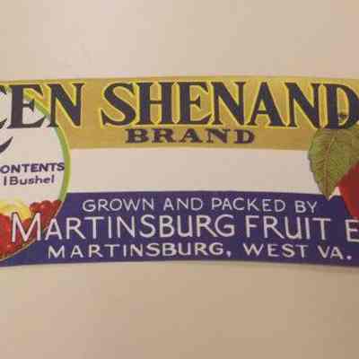 Paper label advertising Queen Shenandoah apples