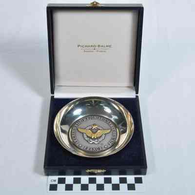 Bowl from the Minister of Defense, France