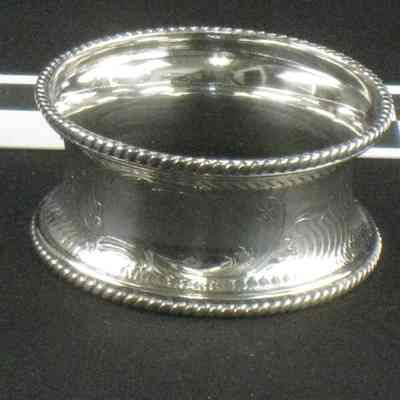 Silver napkin ring