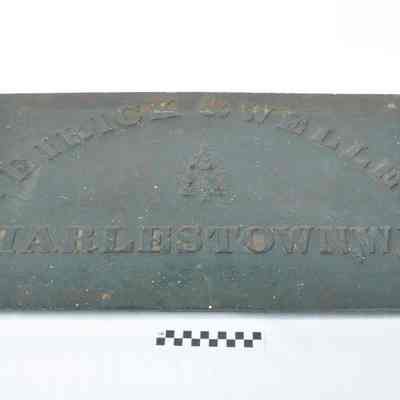 Cast iron cistern cover