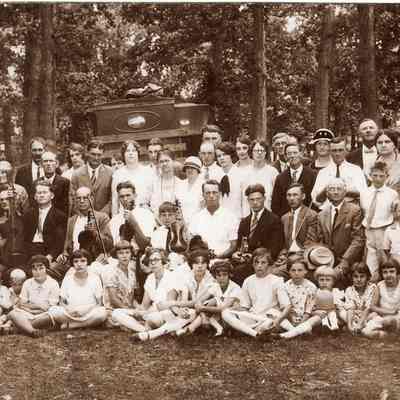 Kabletown Methodist Church picnic 1926 or 1927