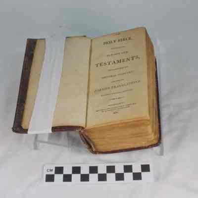 Leather bound bible printed in Philadelphia in 1810 - title page