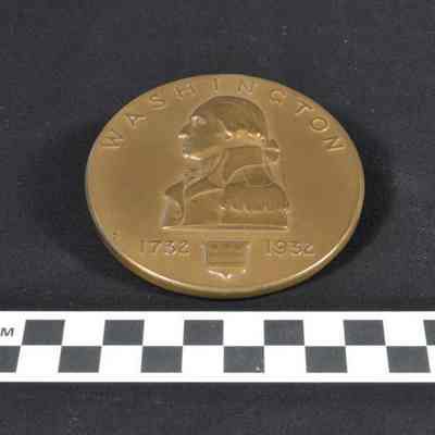 Bronze George Washington memorial medal - front